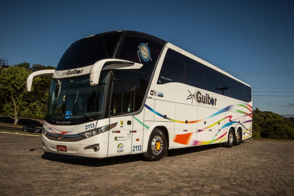 Ônibus de turismo de Garibaldi é atacado a tiros na BR 101 em Santa Catarina