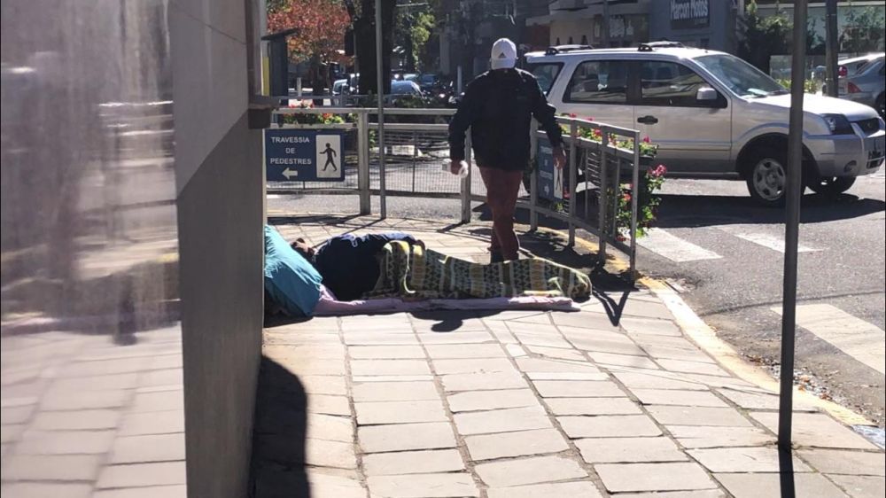 Garibaldi enfrenta problema com moradores de rua