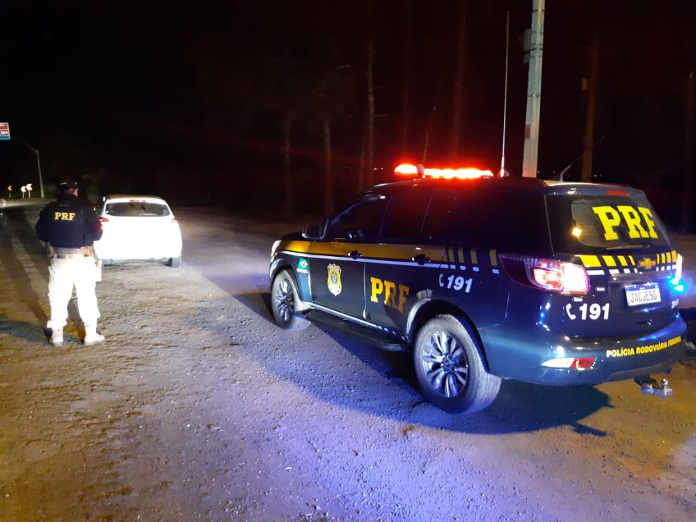 PRF prende dois homens com cocaína em Bento Gonçalves