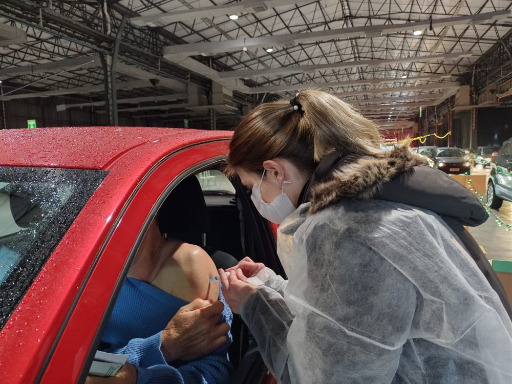 Segunda dose para os vacinados no dia 30 de março será aplicada em Bento