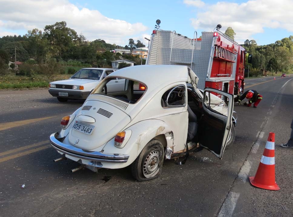 Acidente na RSC- 453 deixa uma pessoa gravemente ferida em Garibaldi