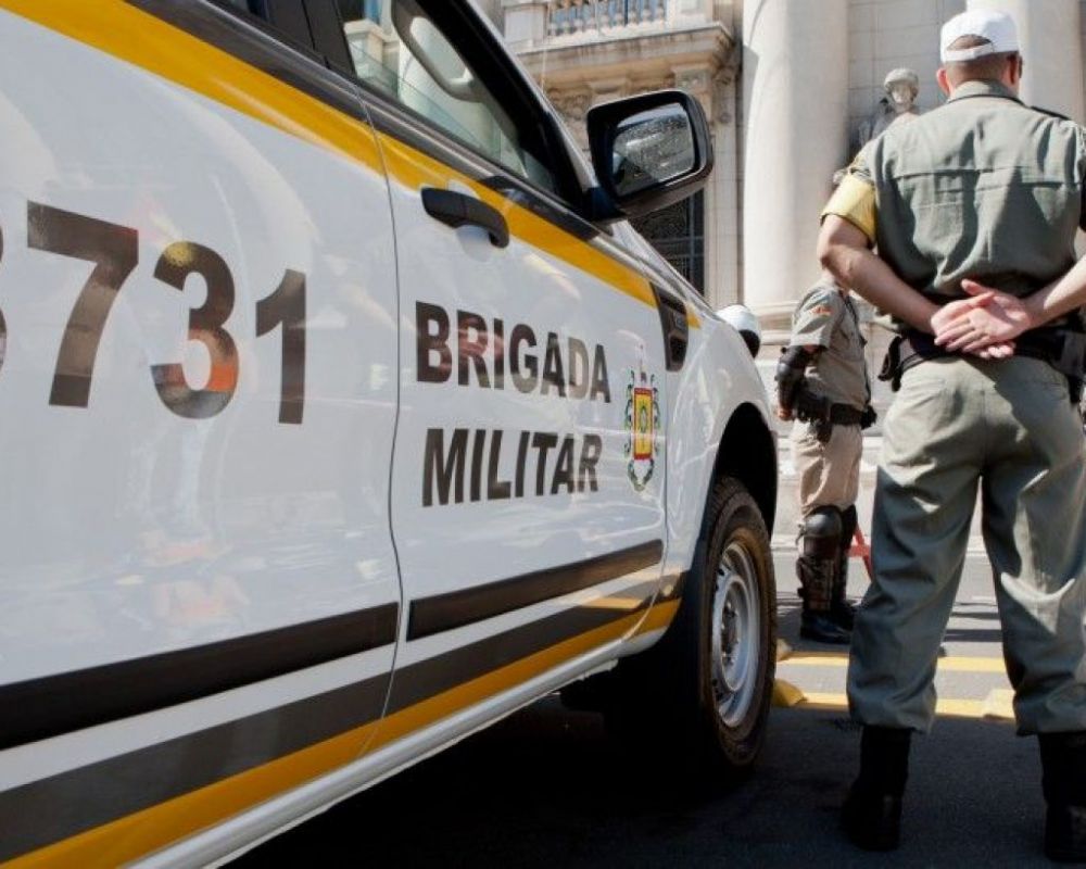 Brigada Militar prende homem com drogas e munição de arma de fogo em Garibaldi