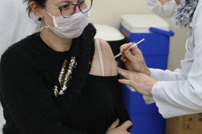 Vacinação de pessoas com 27 anos inicia nesta sexta em Garibaldi