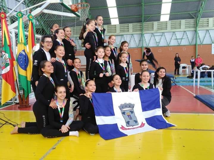 Esporte Clube Uno recebe professores de escolinhas de Garibaldi