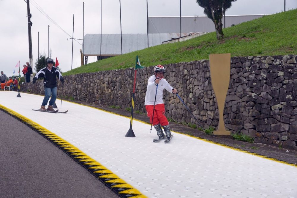 Pista de Esqui volta a ser atração em Garibaldi