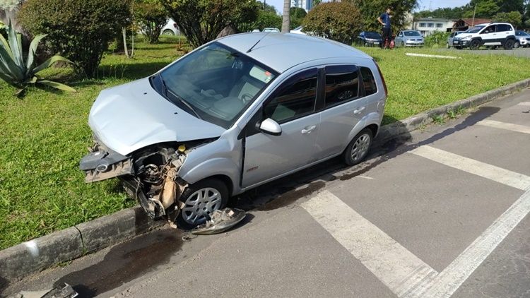 Grave acidente deixa três mortos na Rota do Sol