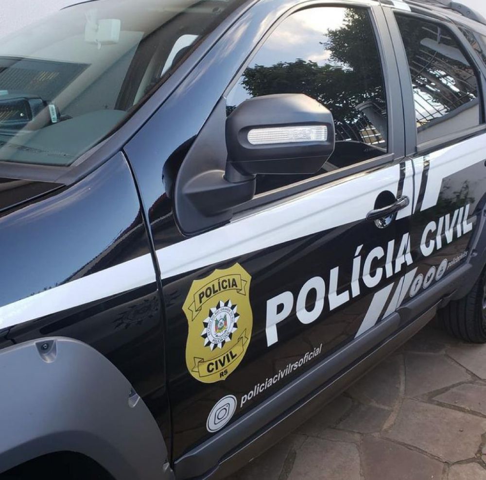 Polícia Civil prende suspeito de roubo a empresas e pedestres em Bento