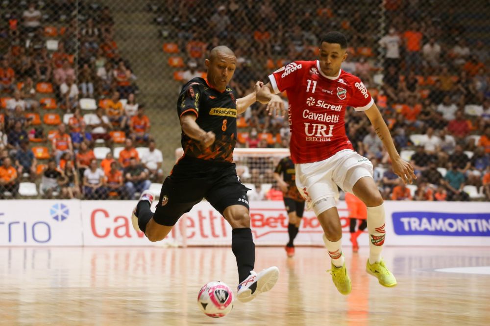 ACBF recebe o Atlântico no primeiro jogo da final do Gauchão