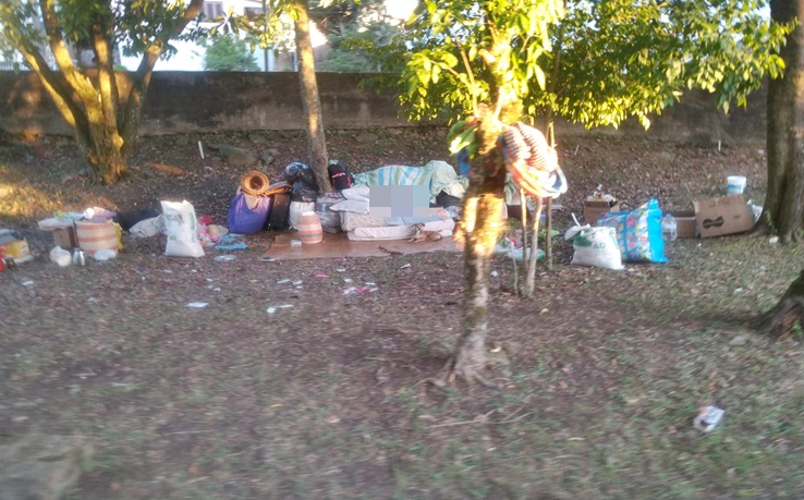 Ìndios acampam na Ciclovia de Carlos Barbosa 