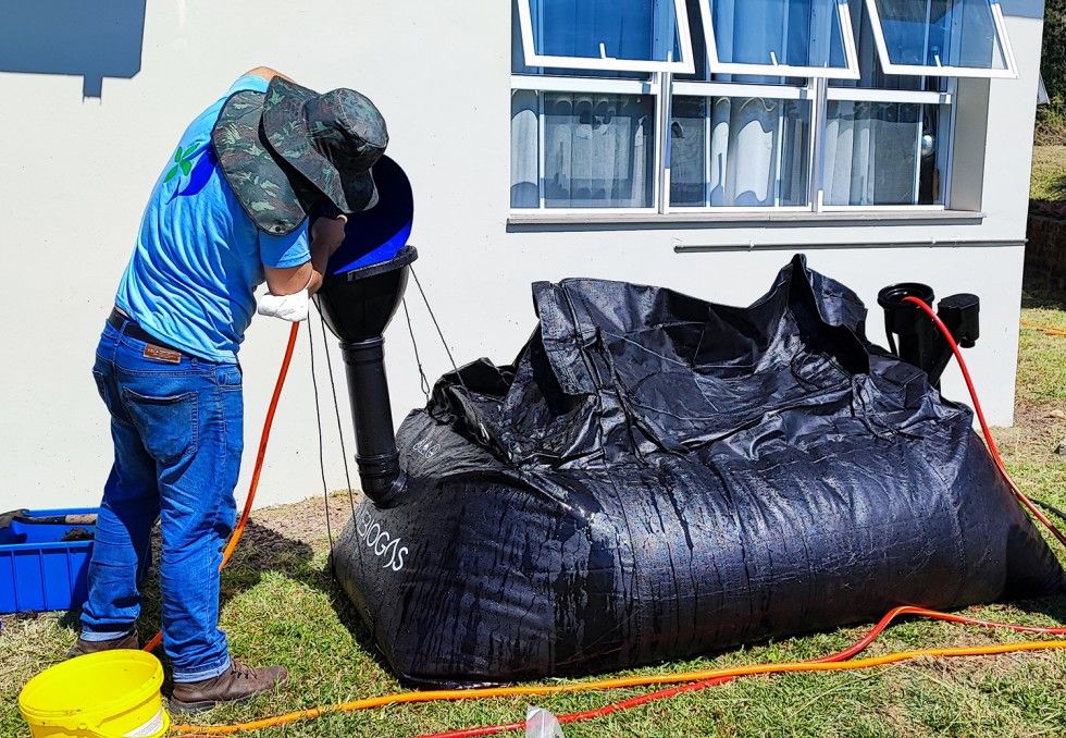 Biodigestor é instalado em escola do interior de Carlos Barbosa