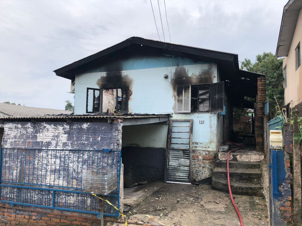 Incêndio atinge residência no Bela Vista II