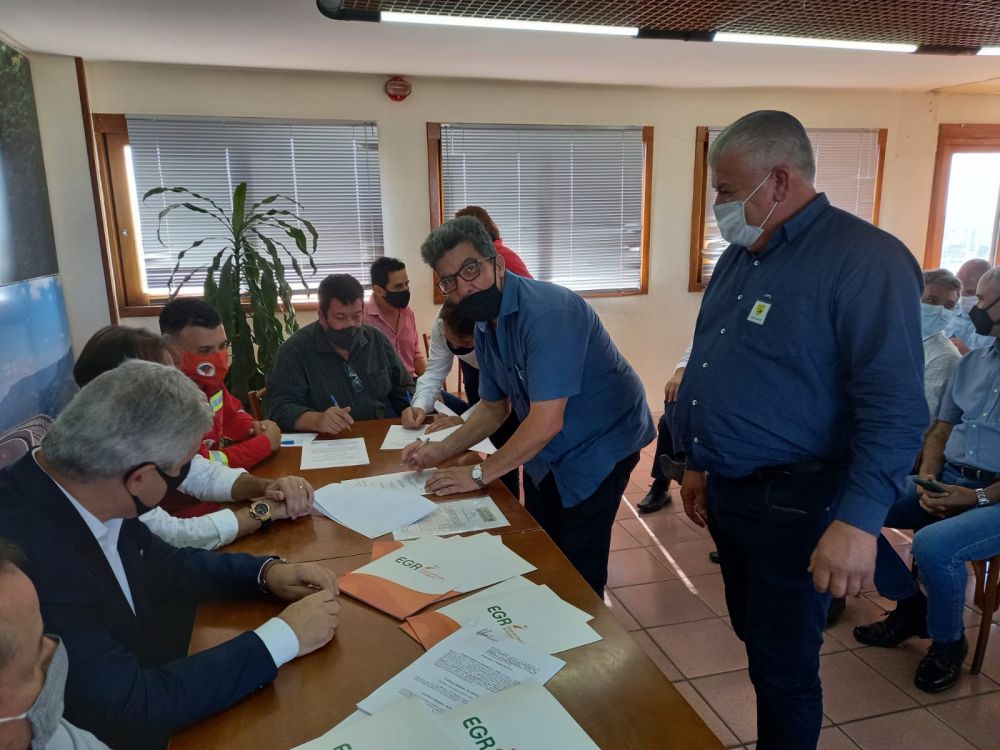 Bombeiros de Garibaldi e EGR renovam contrato de serviço