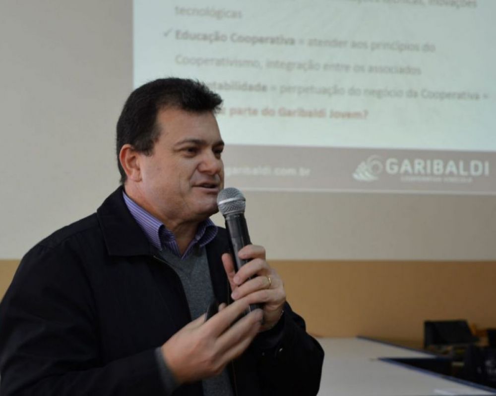 Oscar Ló é reeleito presidente da Vinícola Garibaldi