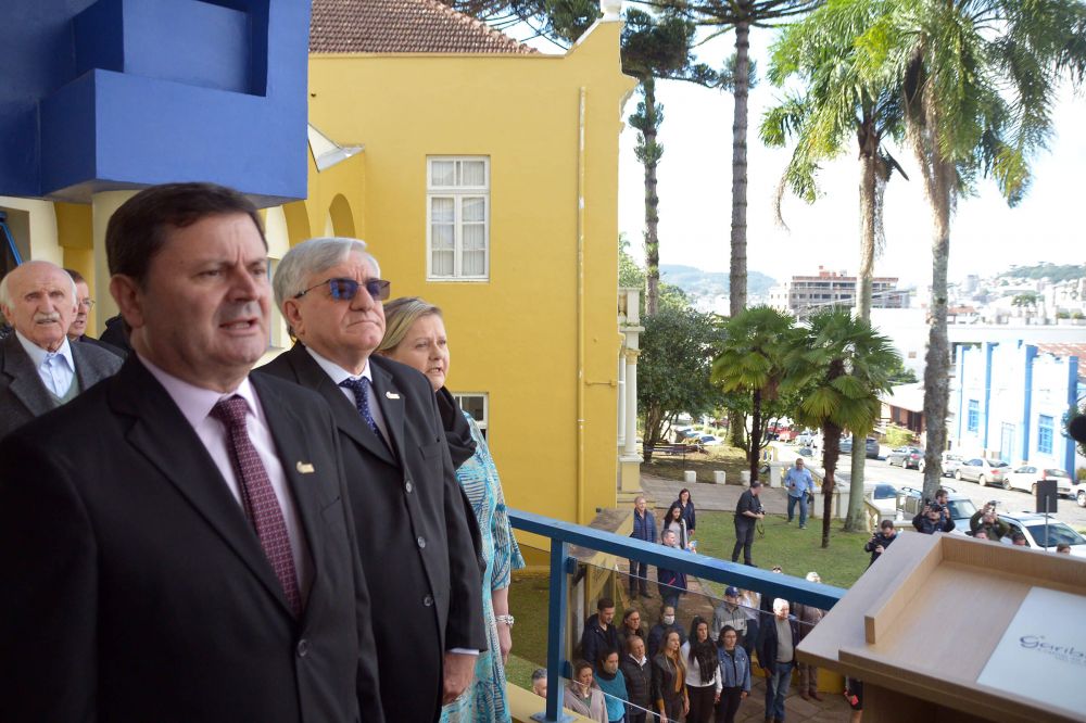 No dia de seu aniversário, Sérgio Chesini toma posse como Prefeito de Garibaldi