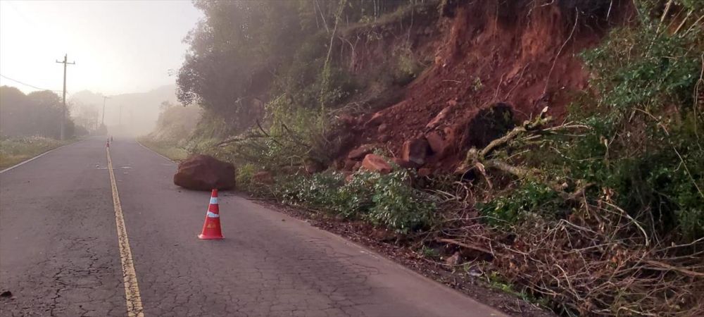 Motociclista sofre acidente na Estrada de Araripe em Garibaldi