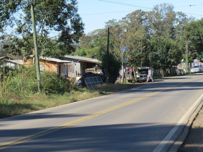 Vence o prazo para que moradores deixem área invadida na VRS – 813