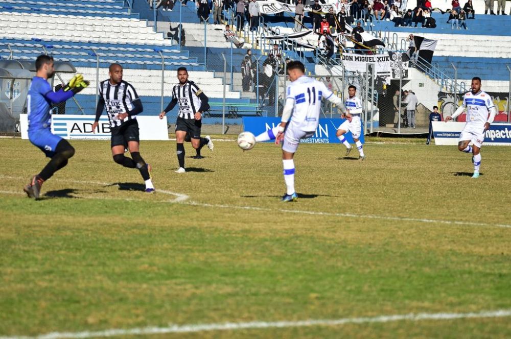 Esportivo enfrenta o Santa Cruz neste domingo