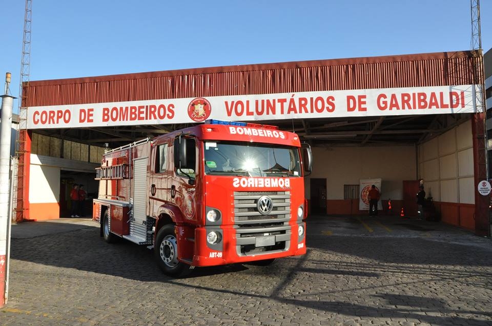 Bombeiros de Garibaldi seguem arrecadando doações para vitimas das cheias