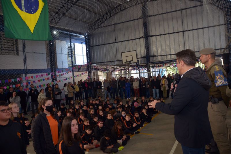 Garibaldi adere ao Projeto Estadual de Escolas Cívico-Militares