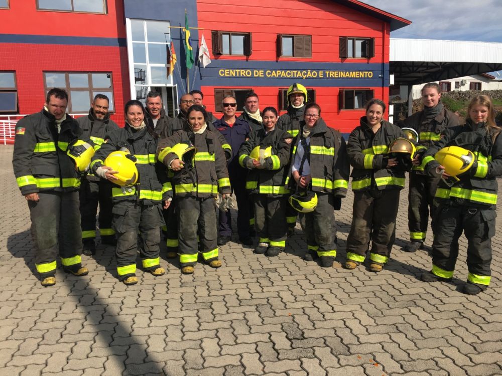 Dia Nacional do Bombeiro é celebrado com atividades alusivas em Bento Gonçalves