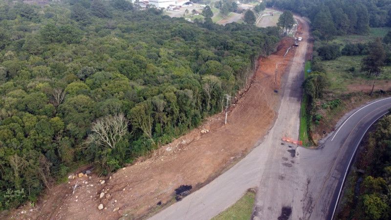 Prefeitura de Garibaldi reforça pedido de atenção no trecho rua Parque Fenachamp