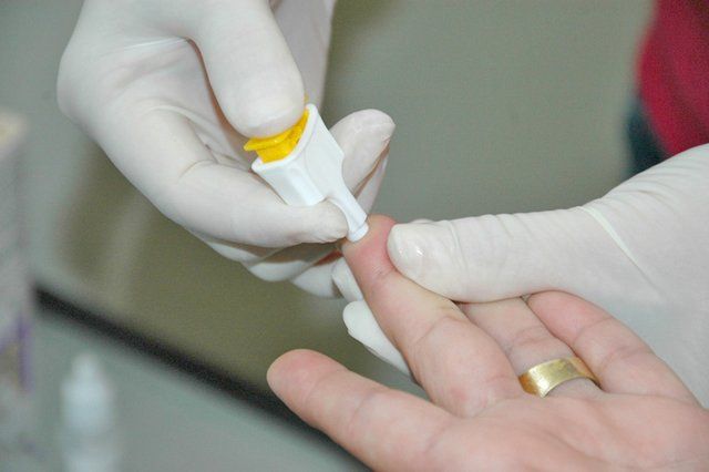 Bento promove ação de prevenção contra hepatites virais