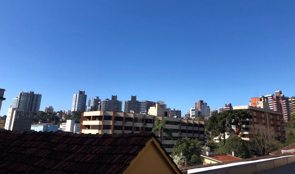 Frio de manhã e temperaturas agradáveis pela tarde marcam os três próximos dias na Serra