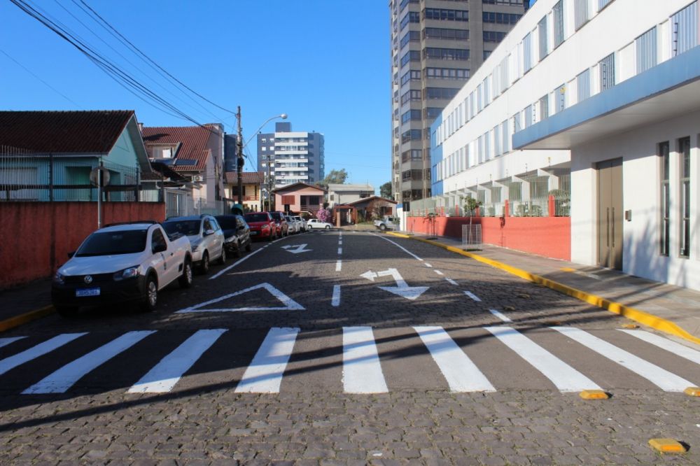 Trecho da Avenida Osvaldo Aranha é duplicado em Bento