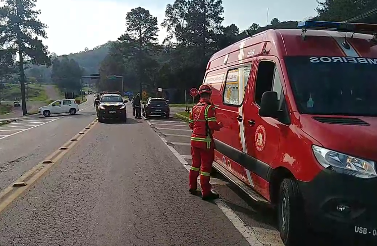 Colisão deixa uma pessoa ferida na BR-470