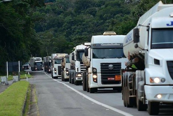 Benefício para caminhoneiros começa a ser pago na próxima terça