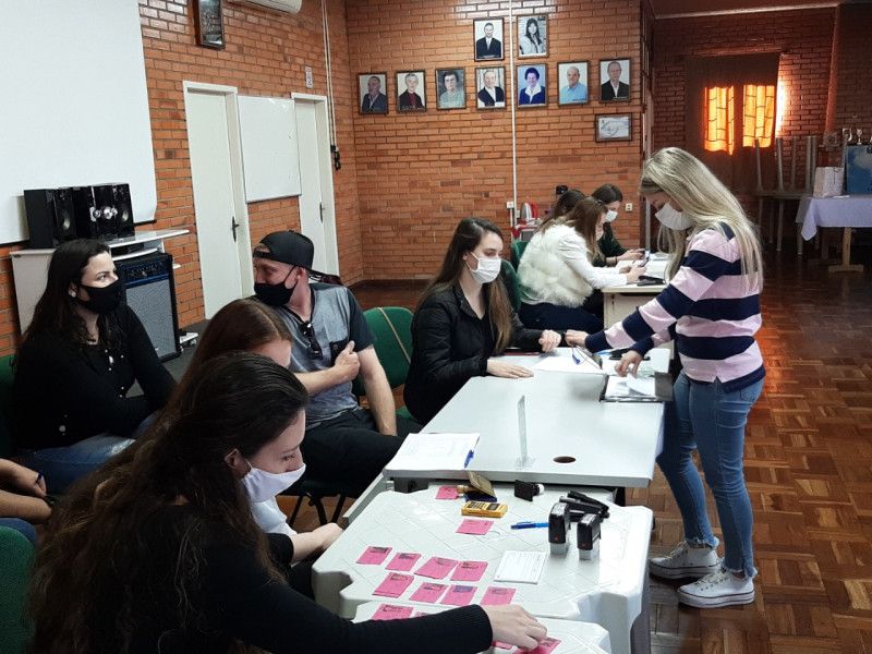 Transporte universitário atenderá 700 estudantes em Garibaldi