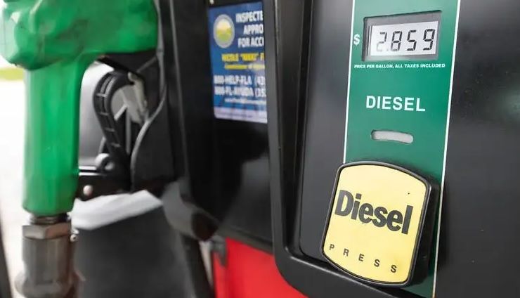 Petrobras anuncia redução de R$ 0,20 no preço do diesel em refinarias
