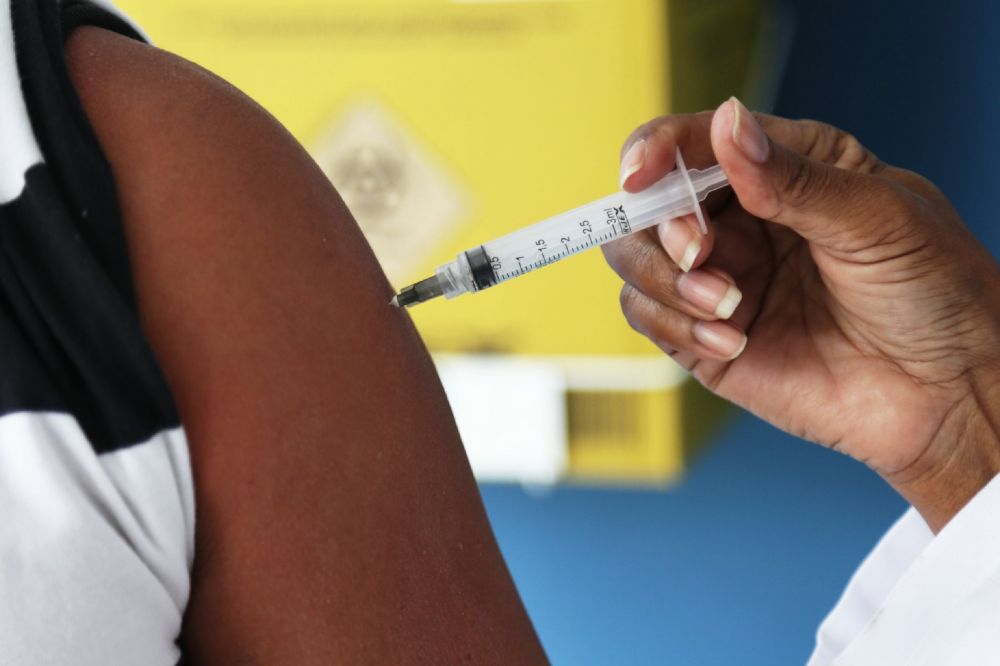 Carlos Barbosa promove ação de vacinação contra covid-19 nesta sexta