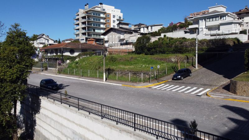 Prefeitura de Garibaldi finaliza alargamento da Rua Irmão José Sion