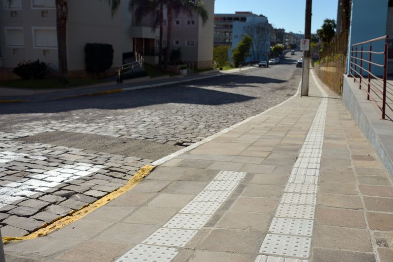 Prefeitura de Garibaldi finaliza alargamento da Rua Irmão José Sion