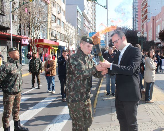 Semana da Pátria é aberta em Bento Gonçalves