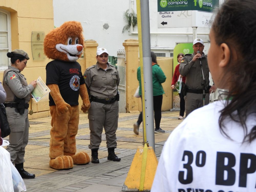 Brigada Militar realiza formatura do Proerd em Bento Gonçalves 