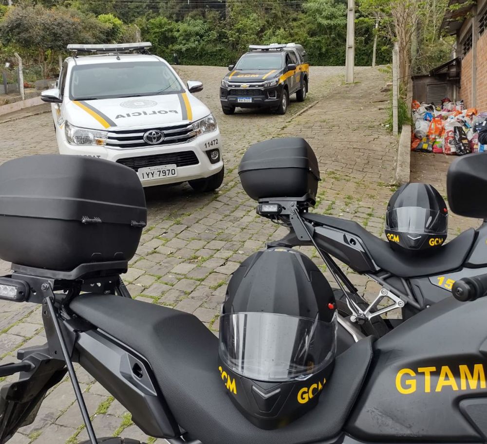 Brigada Militar realiza operação em reciclagens de Bento Gonçalves