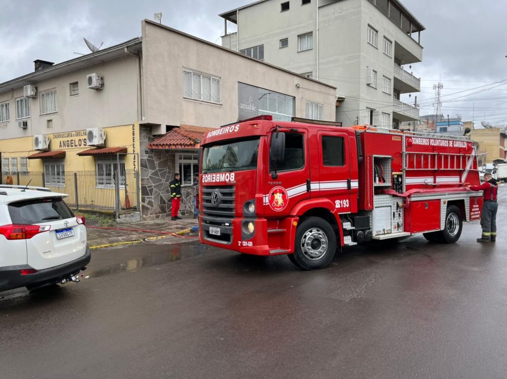 Princípio de incêndio é combatido em Garibaldi