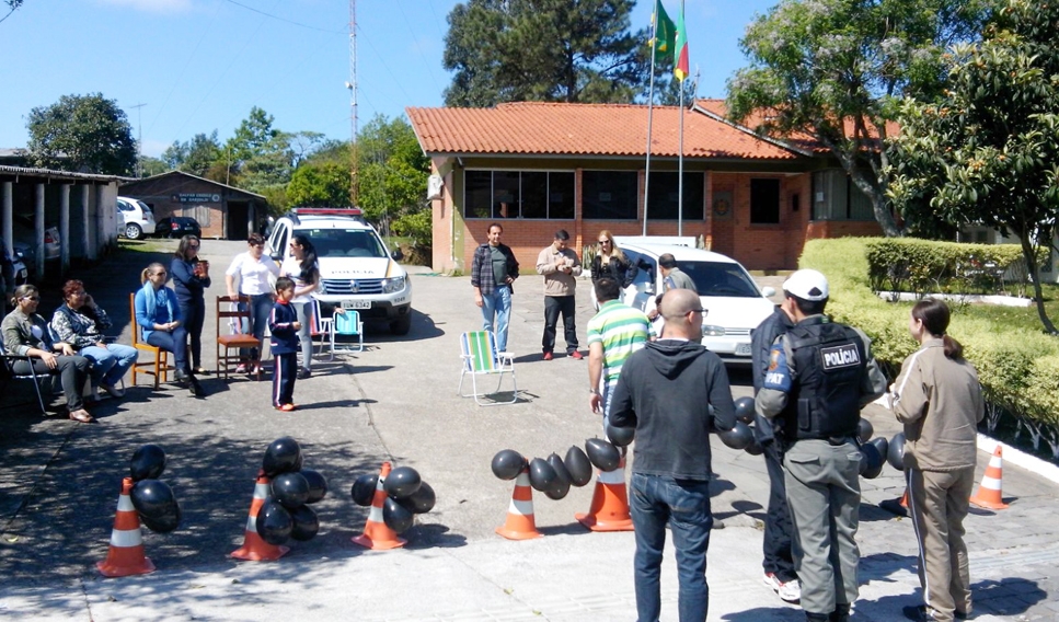 Protestos intensos e Policiais Militares “aquartelados” em cidades da região