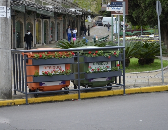 Containers de lixo ganham novo visual em Bento Gonçalves