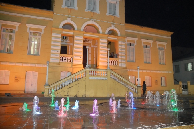 Bento Gonçalves: Prefeitura recebe iluminação especial