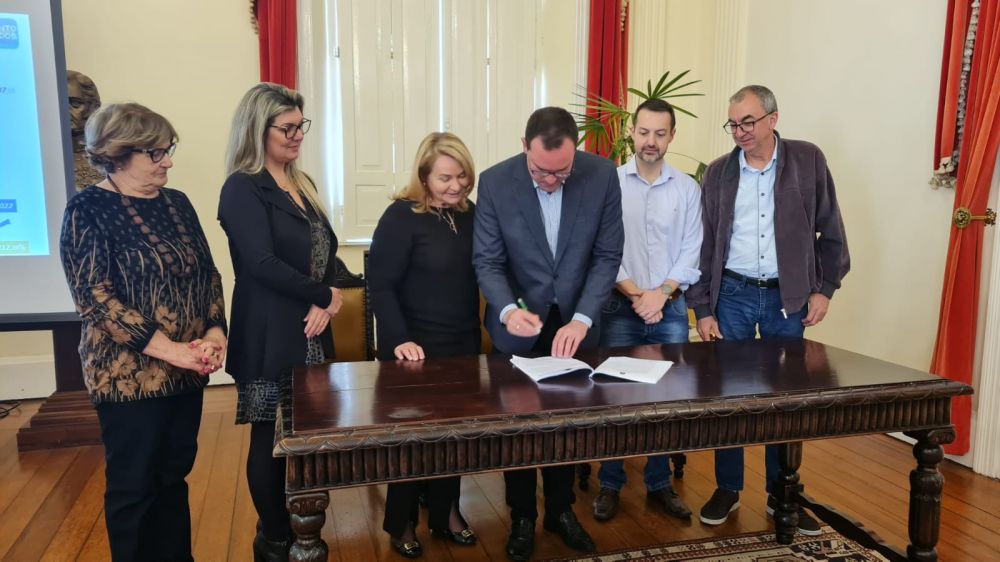 Prefeitura de Bento Gonçalves e Hospital Tacchini renovam contrato para atendimentos SUS
