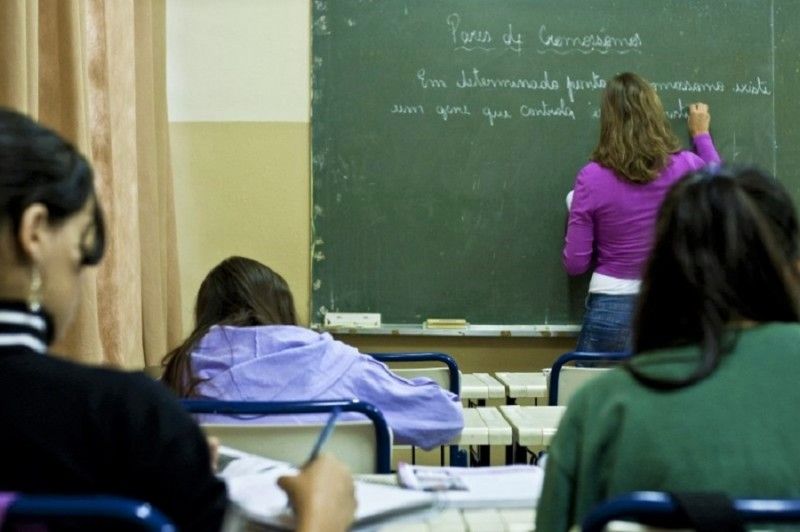 Período de matrículas para 2023 está aberto nas escolas da Rede Estadual