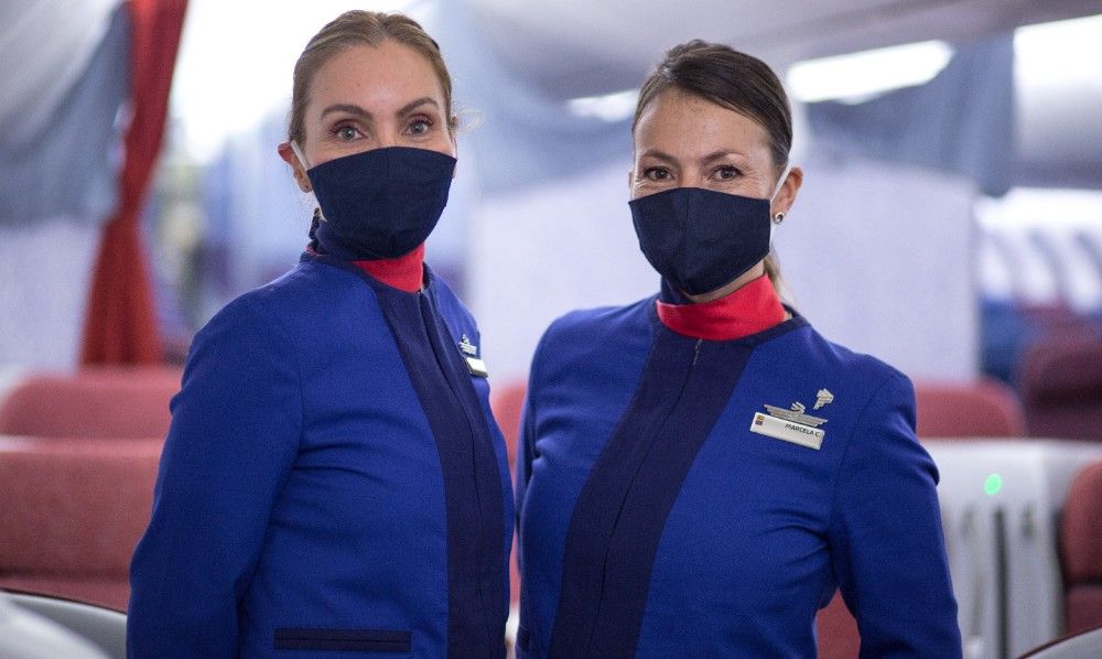 Uso de máscaras volta ser obrigatório em aeroportos e aviões no Brasil