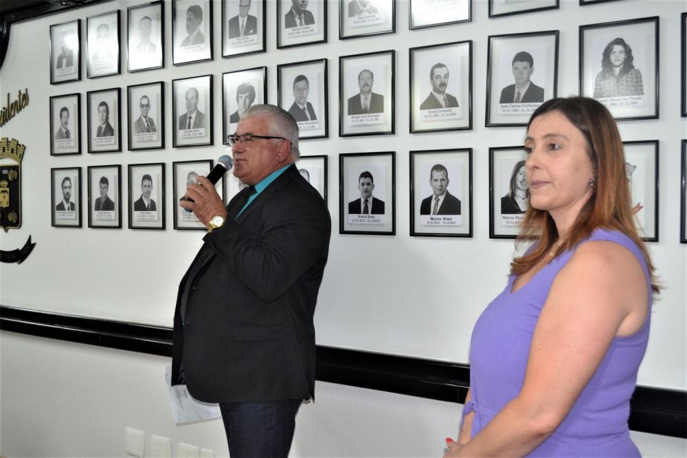 Zé da Patrola e Márcia Pedersetti tem suas fotos na Galeria de ex-presidentes