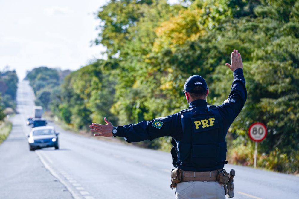 PRF aumenta fiscalização durante a Operação Carnaval 2023