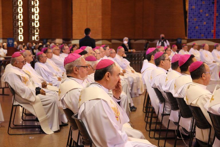 Bispos Católicos ficam calados após polícia afirmar que vinícolas não possuem ligação com o trabalho escravo