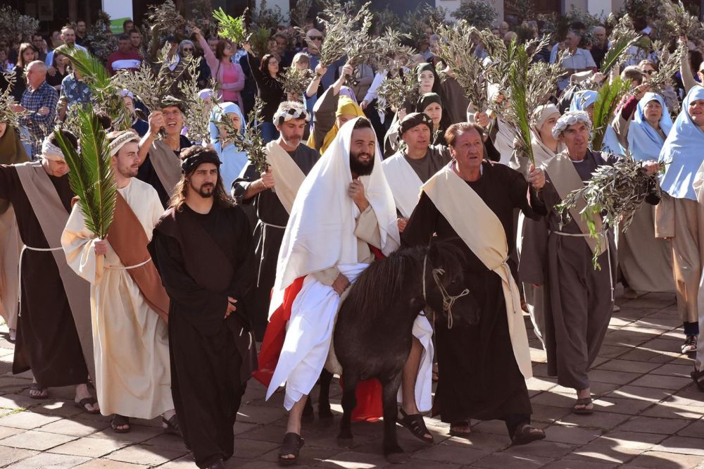 Milhares de pessoas participam da Semana Santa de Garibaldi