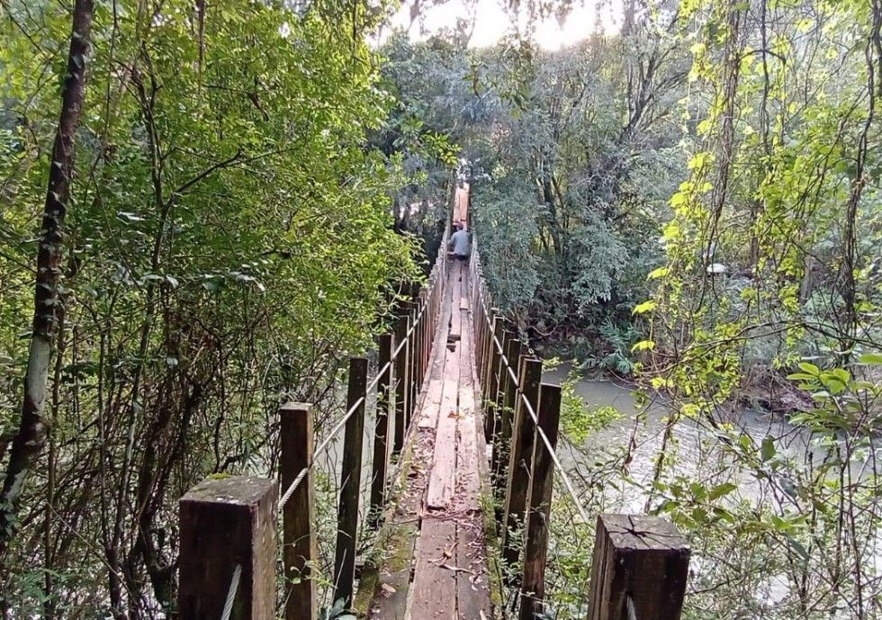 "Pinguelas" estão sendo reformadas em Carlos Barbosa